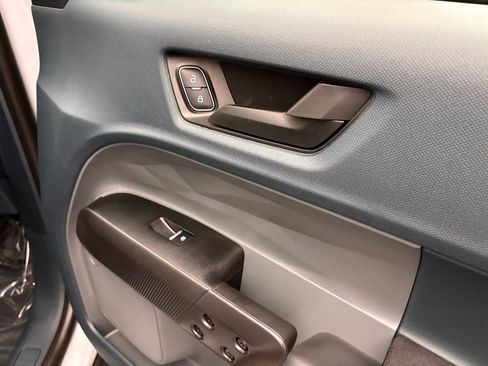 New 2025 Ford Maverick XL image 25