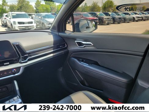 Certified 2025 Kia Sportage X-Line AWD/4WD image 17