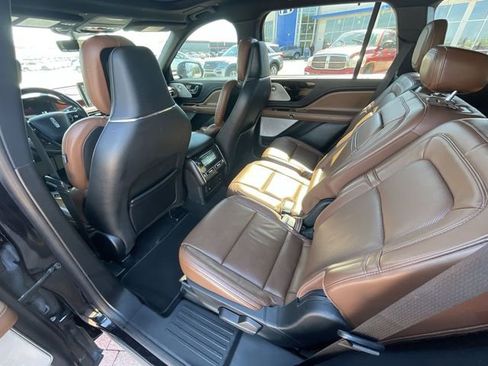 Used 2020 Lincoln Aviator Reserve w/ Equipment Group 202A AWD/4WD image 24