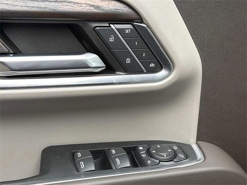 Certified 2024 GMC Sierra 2500 SLT w/ SLT Premium Package image 17