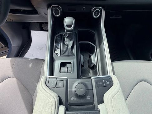 Used 2025 Toyota Grand Highlander AWD image 20