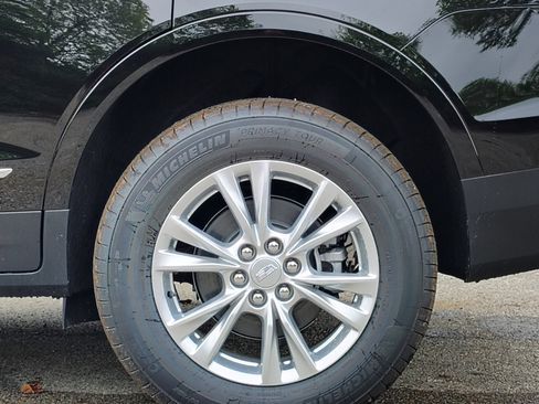 New 2025 Cadillac XT5 Luxury w/ LPO, Floor Liner Package image 39