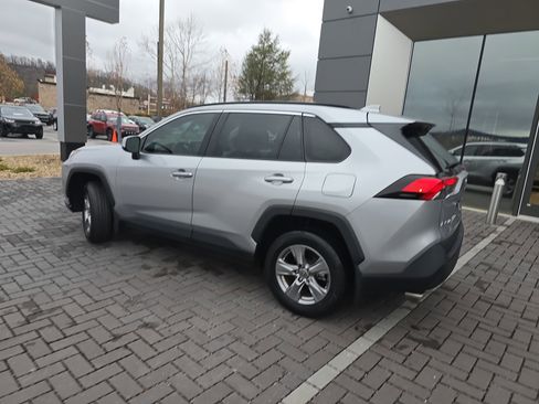 Used 2024 Toyota RAV4 XLE image 8
