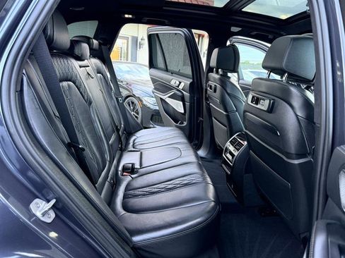 Used 2021 BMW X5 M50i w/ Executive Package AWD/4WD image 19