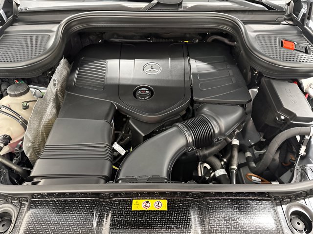 Certified 2025 Mercedes-Benz GLE 450e 4MATIC image 10