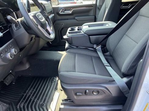 New 2026 GMC Sierra 1500 Elevation image 16