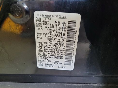 Used 2016 Nissan Rogue SV w/ SV Premium Package image 33