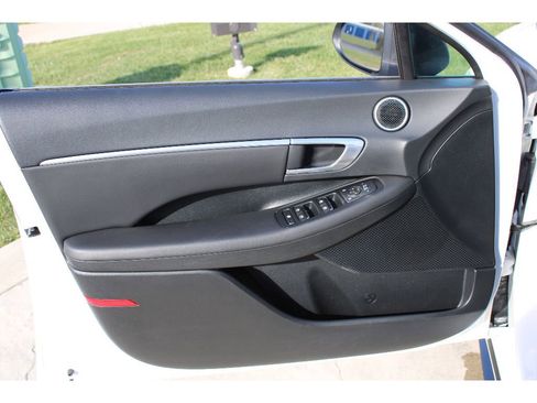 Used 2023 Hyundai Sonata SEL image 15