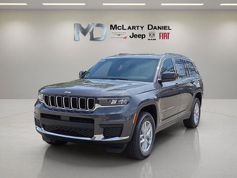 New 2025 Jeep Grand Cherokee L Laredo w/ Luxury Tech Group I image 2