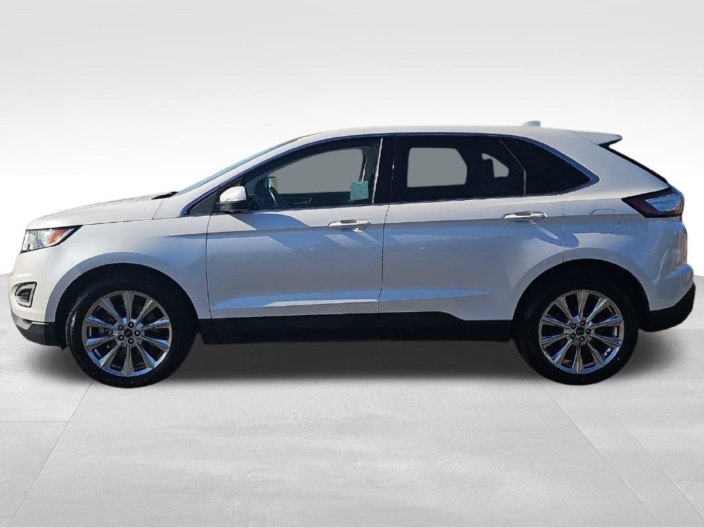 Used 2017 Ford Edge Titanium AWD/4WD image 6