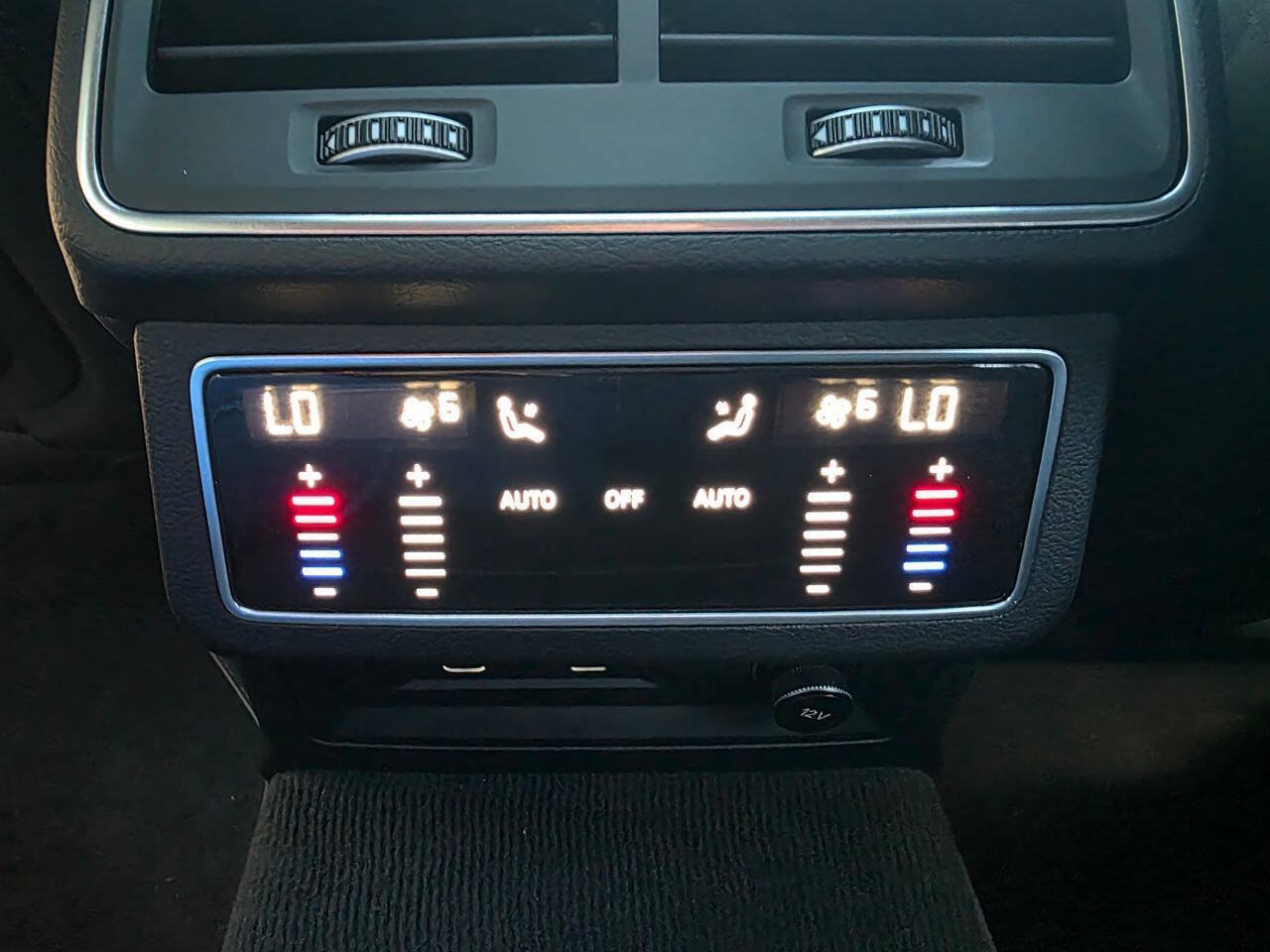 Used 2022 Audi S6 Premium Plus AWD/4WD image 43