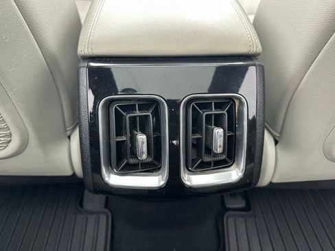 Used 2023 Kia Sorento SX Prestige w/ Panoramic Sunroof Package image 27