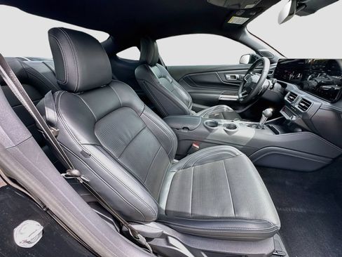 Used 2024 Ford Mustang GT Premium RWD image 28