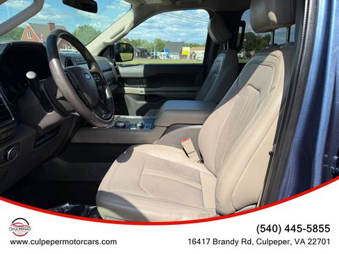 Used 2018 Ford Expedition Limited w/ Equipment Group 301A AWD/4WD image 7