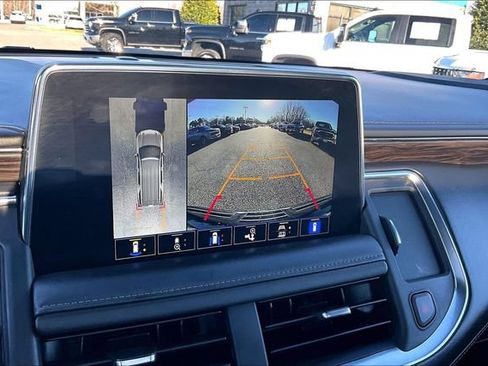 Used 2022 Chevrolet Tahoe LT w/ LT Signature Plus Package AWD/4WD image 14