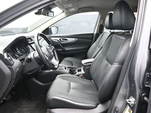 Used 2020 Nissan Rogue Sport SL AWD/4WD image 11