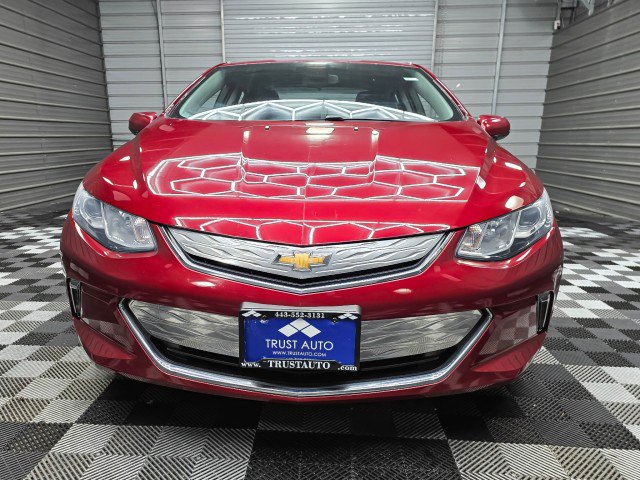 Used 2018 Chevrolet Volt LT FWD image 4