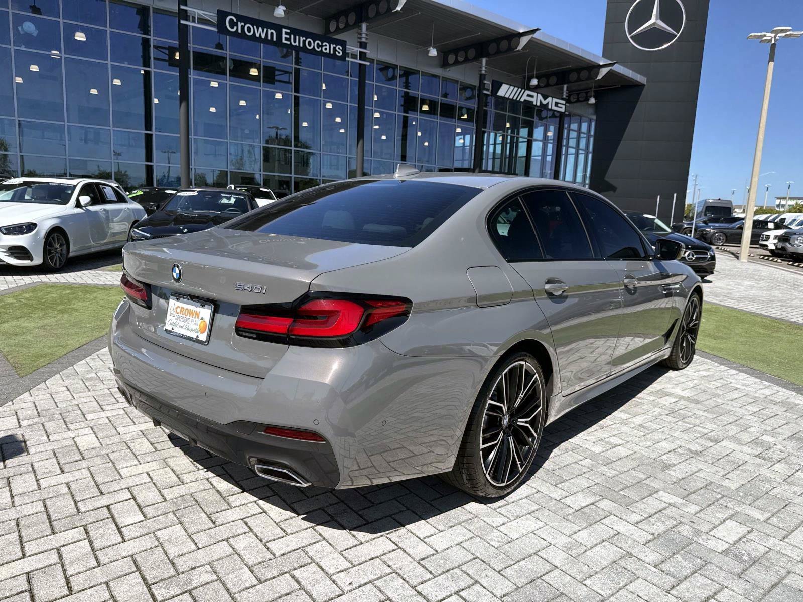 Used 2021 BMW 540i w/ M Sport Package RWD image 5