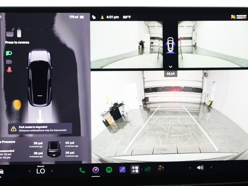 Used 2026 Tesla Model Y AWD image 27