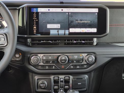 New 2026 Jeep Wrangler Unlimited Rubicon image 14