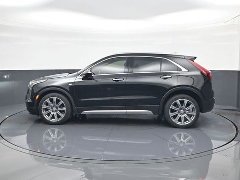 Used 2023 Cadillac XT4 Premium Luxury FWD image 4