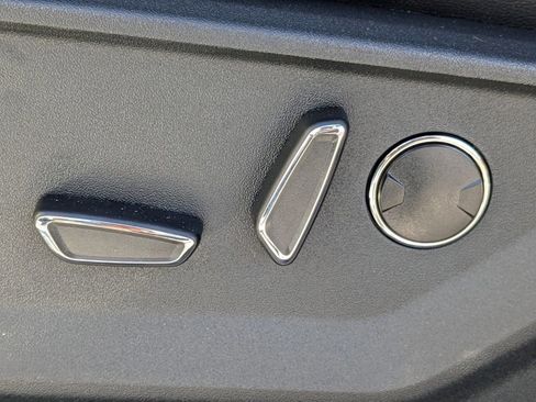 New 2025 Ford F150 Lariat w/ Equipment Group 502A High image 12