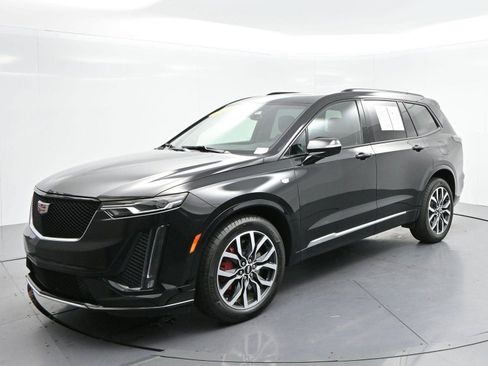 Certified 2024 Cadillac XT6 Sport AWD/4WD image 3