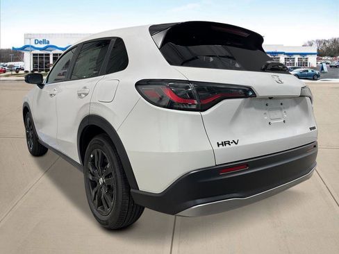 New 2026 Honda HR-V Sport image 5