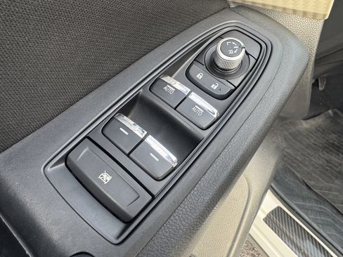 Used 2022 Subaru Ascent Premium w/ Convenience Package image 10