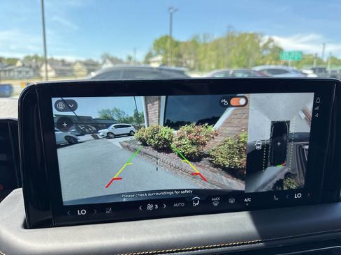 Used 2025 Lincoln Aviator Black Label w/ Jet Appearance Package image 38