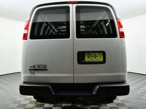 New 2025 Chevrolet Express 3500 Work Van w/ Driver Convenience Package image 12