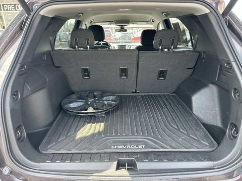 Used 2020 Chevrolet Equinox LT w/ Driver Convenience Package AWD/4WD image 10