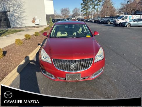 Used 2015 Buick Regal Premium w/ Experience Buick Package image 2