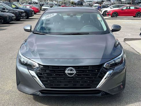 Used 2025 Nissan Sentra S image 29
