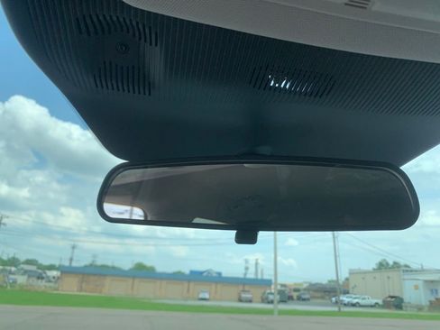 New 2025 Ford Explorer Active image 21