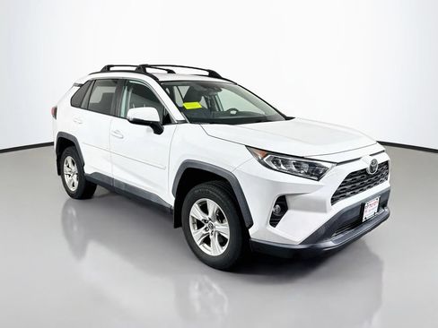 Used 2019 Toyota RAV4 XLE w/ Convenience Package AWD/4WD image 8