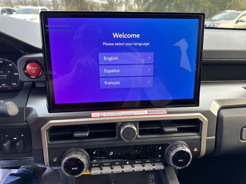 New 2025 Toyota Tacoma 2WD Double Cab image 19