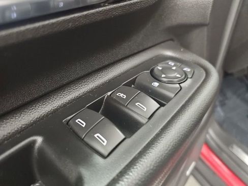 Used 2018 GMC Terrain Denali w/ Comfort Package image 13