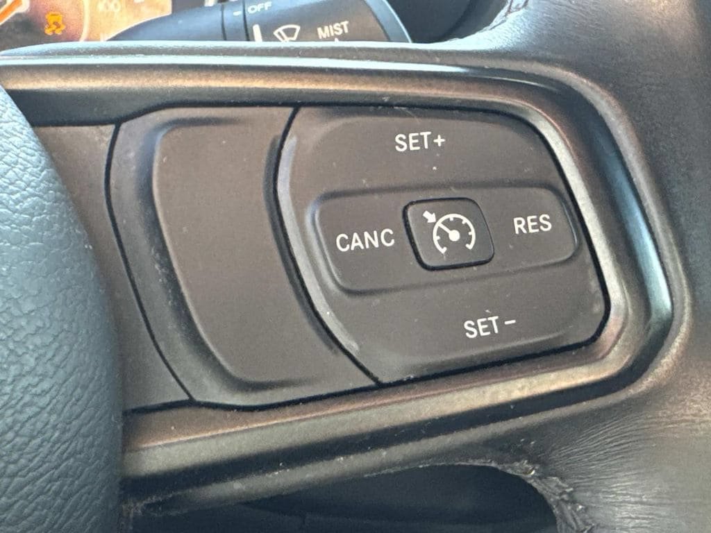 Used 2018 Jeep Wrangler Unlimited Sport S AWD/4WD image 30