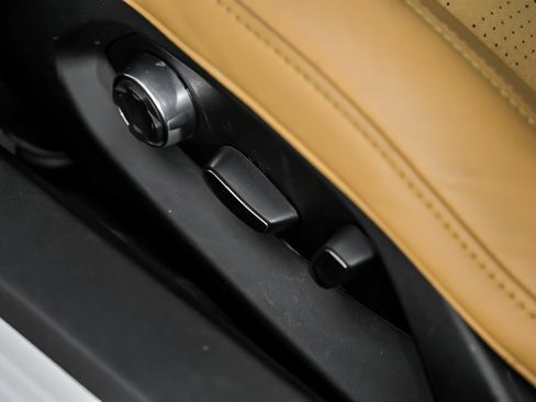 Used 2020 Chevrolet Corvette Stingray Preferred Cpe w/ 2LT Preferred Equipment Group image 27