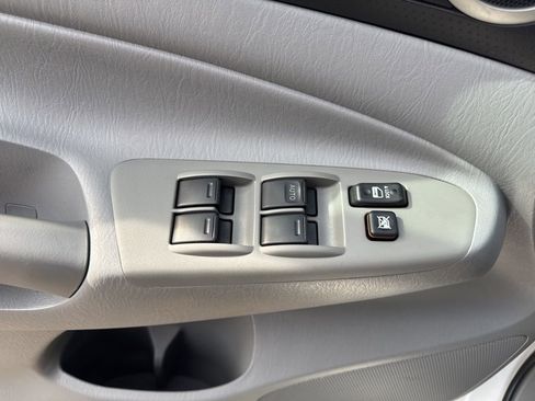 Used 2010 Toyota Tacoma PreRunner w/ TRD Sport Pkg image 22