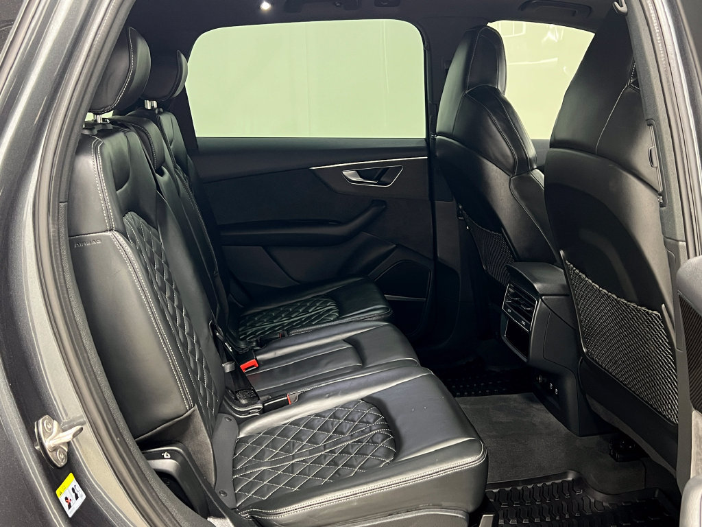 Used 2021 Audi SQ7 Premium Plus AWD/4WD image 35