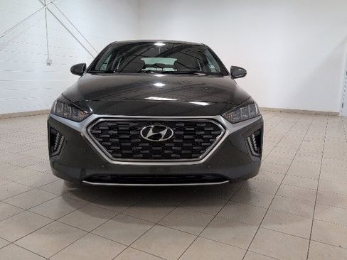 Used 2022 Hyundai Ioniq Limited image 9