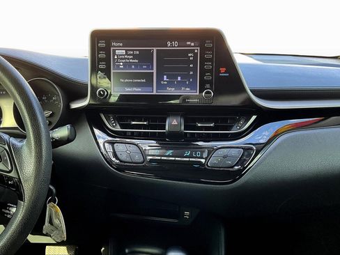 Used 2020 Toyota C-HR LE image 6