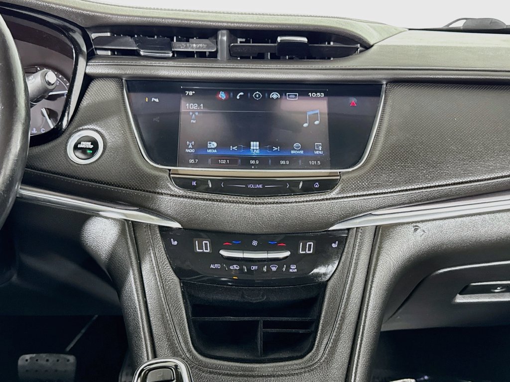 Used 2017 Cadillac XT5 Luxury w/ Driver Awareness Package FWD image 13