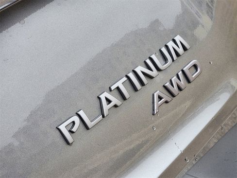 New 2026 Nissan Rogue Platinum image 8