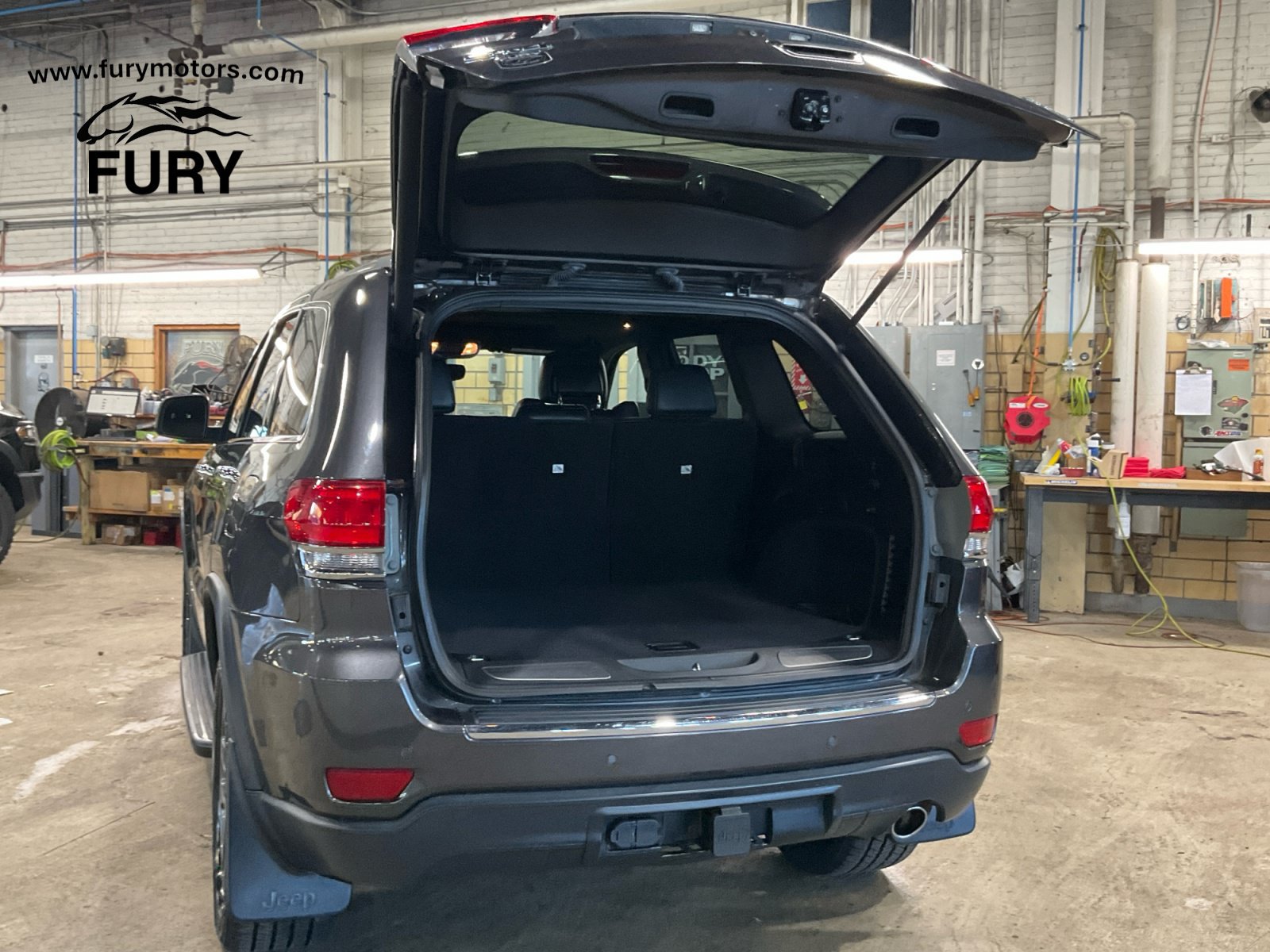 Used 2018 Jeep Grand Cherokee Limited w/ Trailer Tow Group IV AWD/4WD image 26