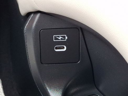 Certified 2024 Honda HR-V LX image 25