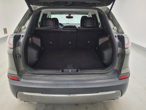 Used 2019 Jeep Cherokee Limited AWD/4WD image 29