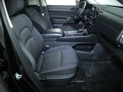 Certified 2024 Nissan Pathfinder SV AWD/4WD image 38